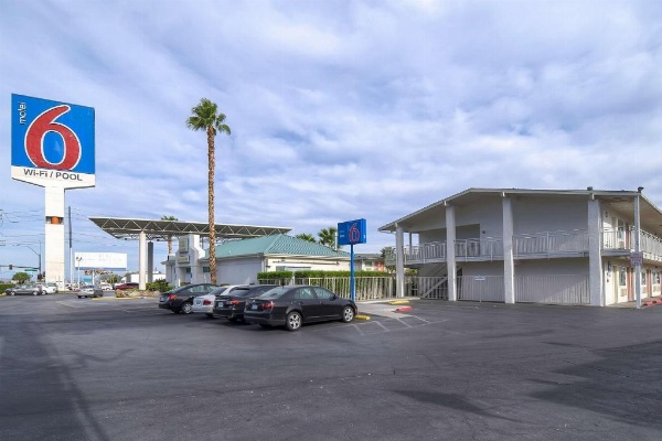 Motel 6-Las Vegas, NV - Tropicana Main image